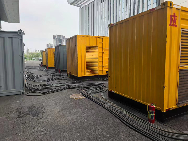 鲅鱼圈不同季节柴油发电机组保养有哪些注意事项?