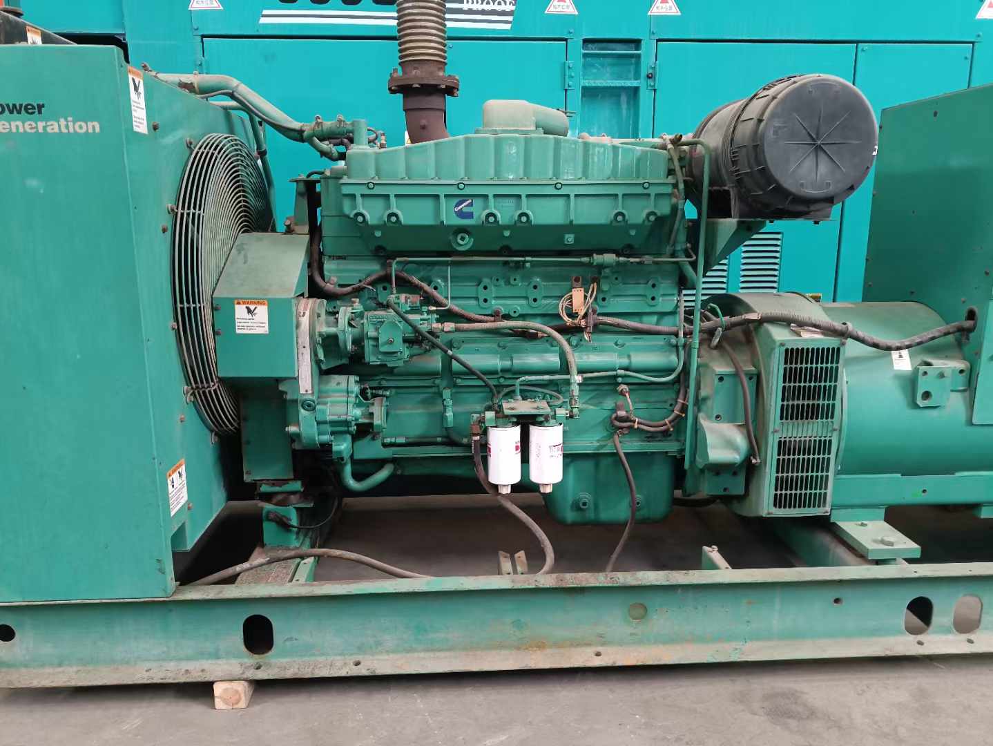 鲅鱼圈过载会对 600kW 柴油发电机组造成哪些损害？